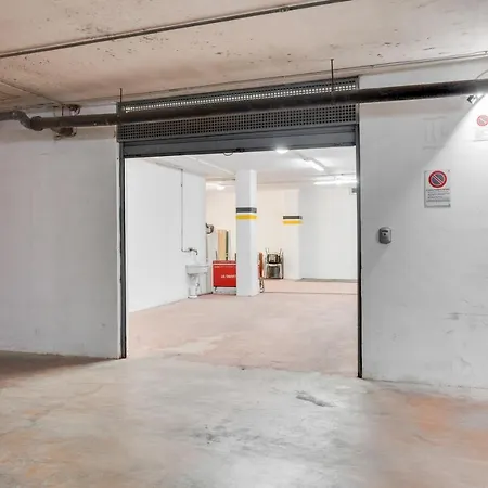 Guesthost - Tramonto Sul Mare Near The Airport Appartamento *