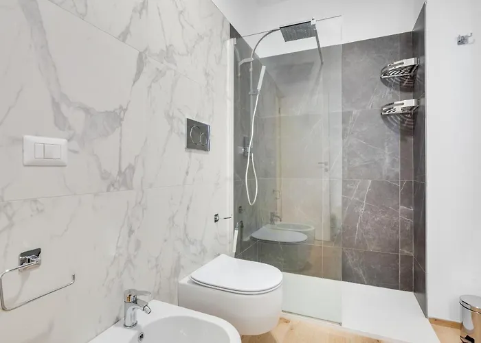 Guesthost - Tramonto Sul Mare Near The Airport Appartamento *