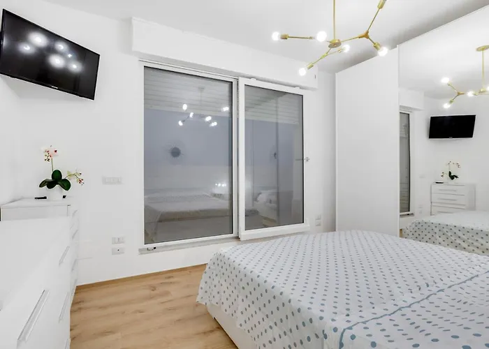 Appartamento Guesthost - Tramonto Sul Mare Near The Airport Bari